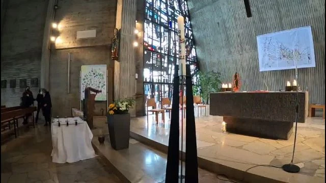 Livestream on 30-Apr-22-08:45:16