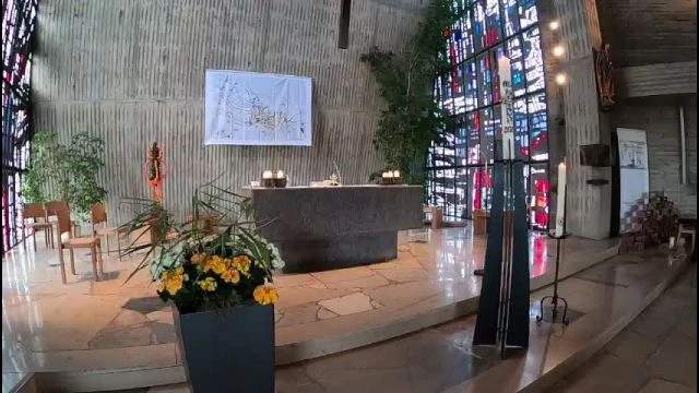 Livestream on 07-May-22-15:48:37